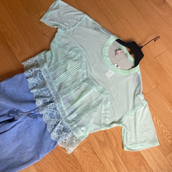 Super cute Mesh blouse - Picture 9 of 10